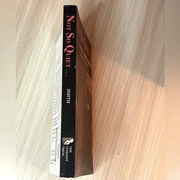 Not So Quiet Paperback Book By Helen Zenna Smith France Tour Of Duty World War I - Picture 3 of 6